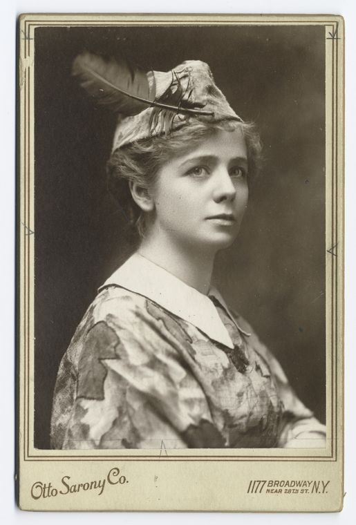Maude Adams as Peter Pan, Digital ID 99801, New York Public Library