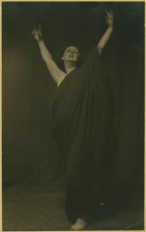 Isadora Duncan in La Marseillaise