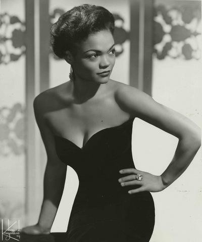 The ever glamorous Eartha in the 1950s.