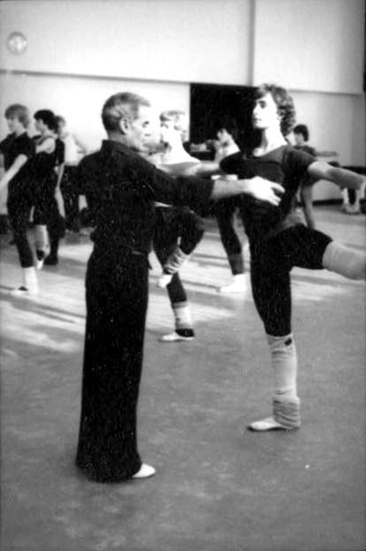 Stanley Williams teaching at the School of American