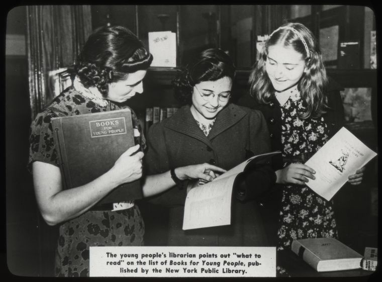 young people's librarians and students, 1938., Digital ID 434280, New York Public Library