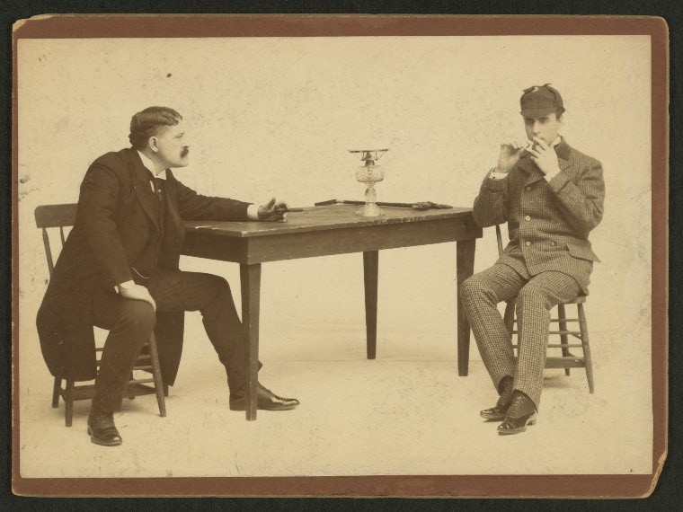 Ralph Delmore (left) as James Larrabee and William Gillette as Holmes in the play Sherlock Holmes