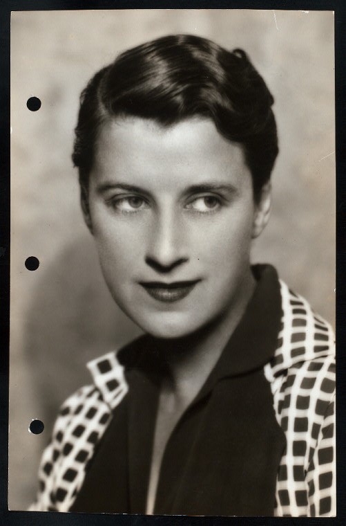 Beatrice Lillie, Digital ID th-29926, New York Public Library